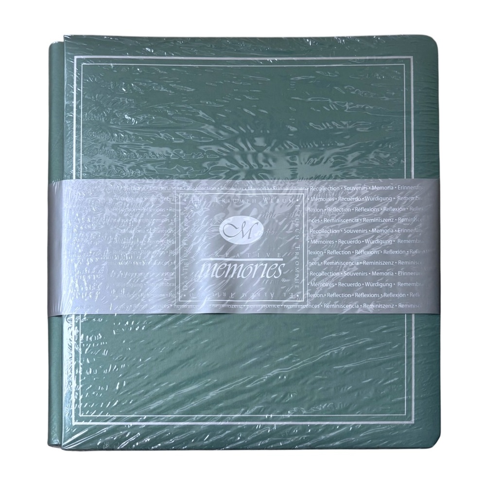TRIUMPH GREEN Creative Memories Scrapbook Album & White Pages Original 12x12 NEW